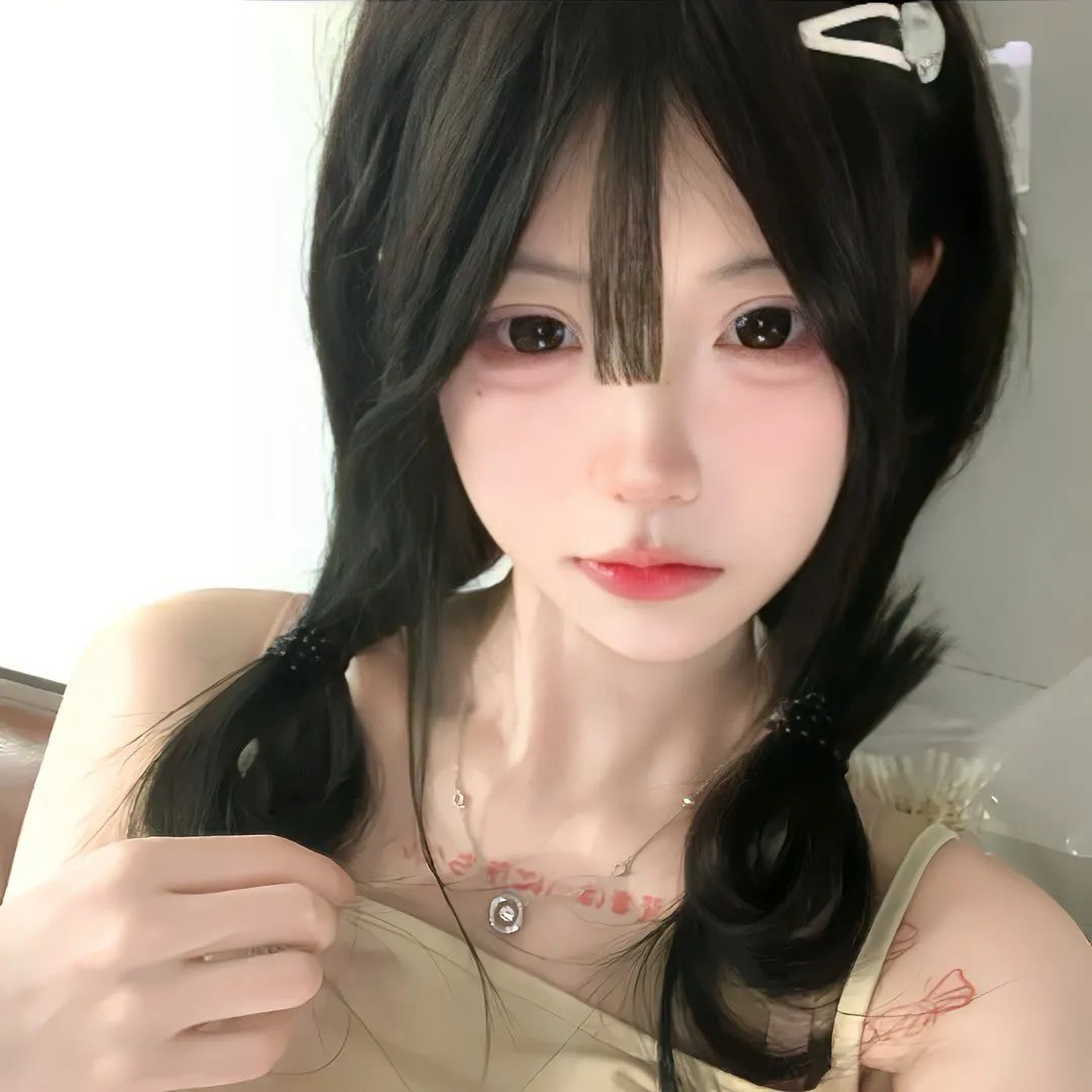 雨中的女人