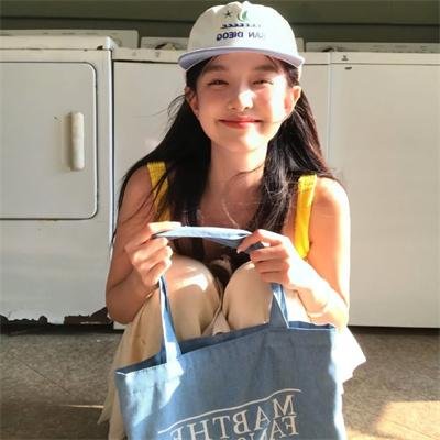 女警撞到夫